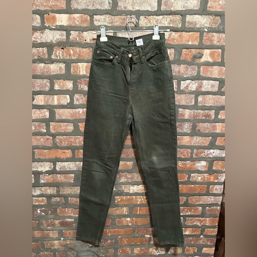 Levi’s olive green jeans